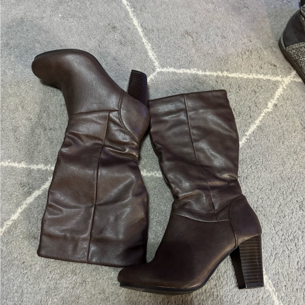 Comfort Plus by Predictions Dark Brown Heeled Boots